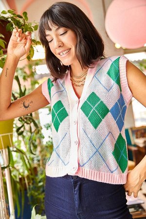 Женский трикотажный свитер пудрового цвета с ромбовидным узором SVT-00000016