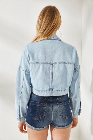 Женская джинсовая синяя укороченная куртка на молнии с карманами CKT-19000335