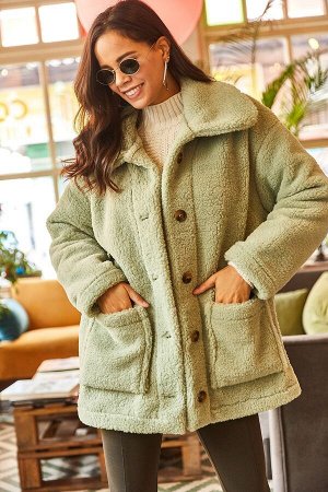 Женская плюшевая куртка оверсайз на пуговицах и карманах цвета морской волны без подкладки CKT-19000328