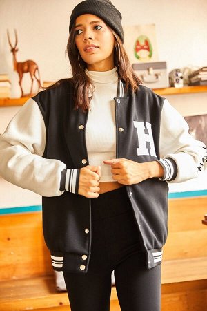 Женская черно-белая куртка колледжа большого размера в рубчик с карманами и аппликацией букв CKT-19000307