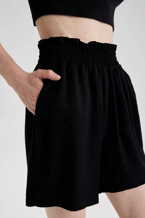 Широкие вискозные шорты с высокой талией и широкими штанинами Paperbag
