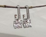 Серьги стильные
