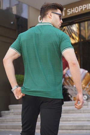 Темно-зеленая базовая мужская футболка поло стандартного кроя