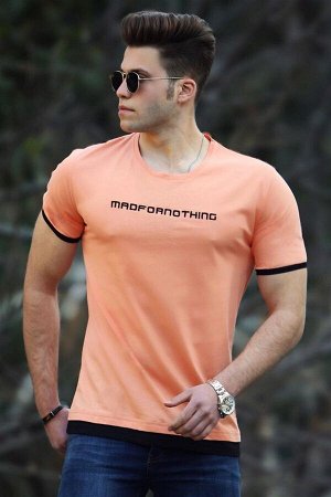 Оранжевая мужская футболка с принтом 4479