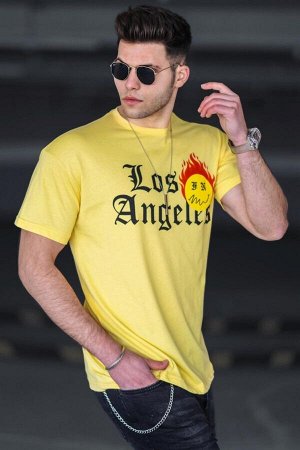 Желтая мужская футболка 4991