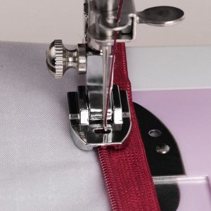 Лапка для швейных машин, для вшивания потайной молнии, 2,4 x 1,6 см