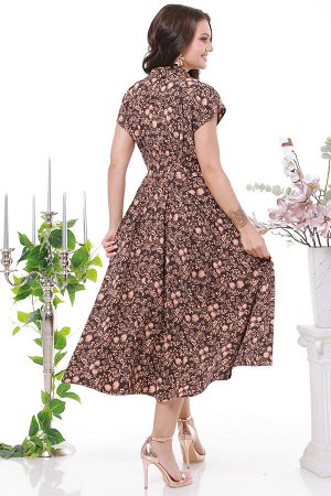 Платье коричневого цвета с цветочным принтом