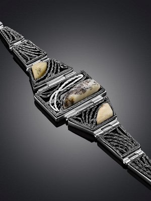 Изящный браслет «Модерн» из серебра с натуральным янтарём