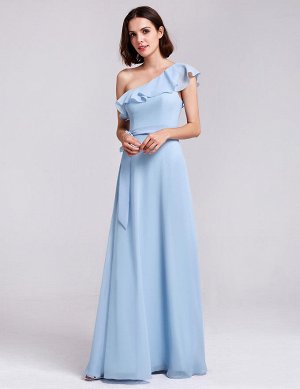 Нежное вечернее голубое платье с воланом на одно плечо