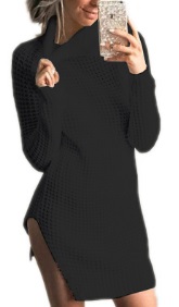Платье-свитер крупной вязки с высоким боковым вырезом Цвет: ЧЕРНЫЙ