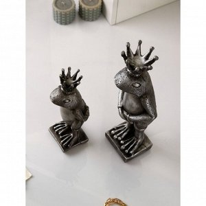 Набор садовых фигур "Лягушачий король", полистоун, 38 см, серебро, 1 сорт, Иран