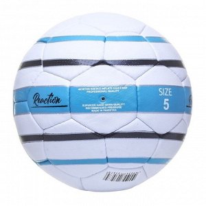 Мяч футбольный ATEMI REACTION, PU, 1.4мм, белый/голубой/черный, р.5, р/ш, 32 п, окруж 68-70   950595