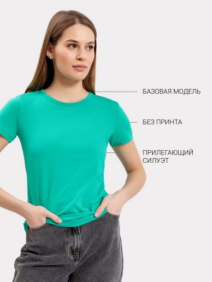 Футболка женская в зеленом цвете