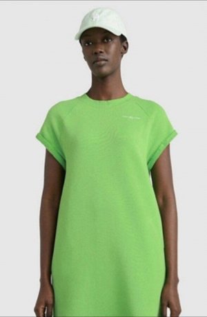 Платье спортивное Томми Хилфигер (Америка) на 52-54 размер рост 164 см 
