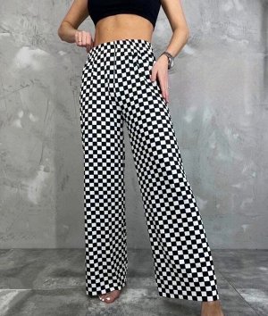Женские брюки с шахматным принтом/Брюки-клеш женские