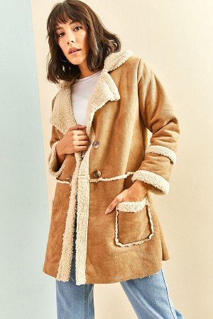 Женская замшевая куртка с пуговицами и карманами 40041002