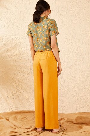 Женские широкие брюки горчичного цвета с поясом из вискозы 10061050