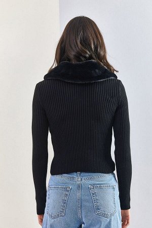 Женский вязаный свитер с меховым воротником 20223213
