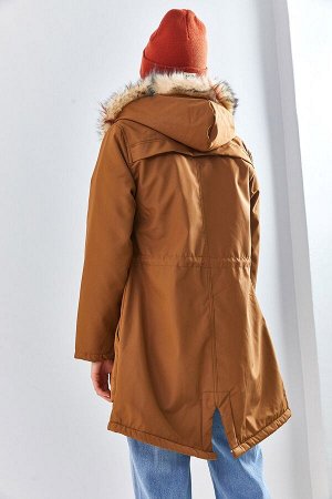 Женское пальто из ткани Bondik с меховым капюшоном и четырьмя карманами 5021