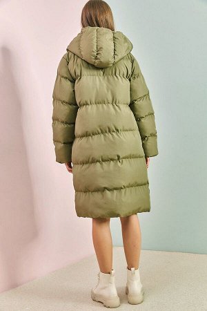 Женское пальто оверсайз с капюшоном 40021030