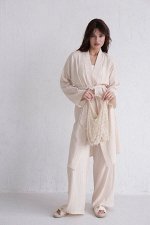 Костюм из кимоно и брюк-палаццо кремовый