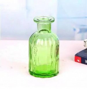 Сосуд стеклянный "вазочка" Цв. зеленый 7*14 см