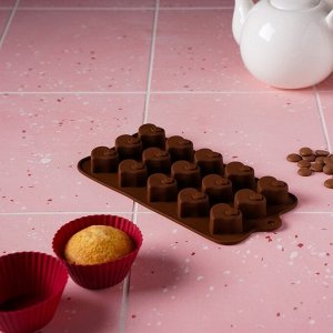 Форма для шоколада Доляна «Сердцеедка», 21,5x11x1,5 см, 15 ячеек, цвет коричневый