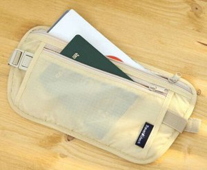 Товары для дома, дачи, отдыха Плоская сумка на пояс