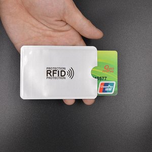 Защитный RFID чехол для кредитных карт.