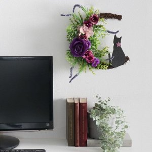 Панно дерево "Кошка со звёздочкой на месяце, пурпурные розы" 25х30 см