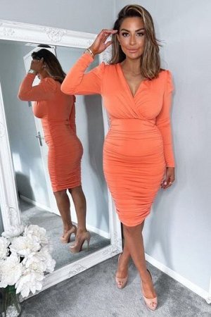 Оранжевое платье миди AX Paris с длинными рукавами и рюшами и закрученной передней частью