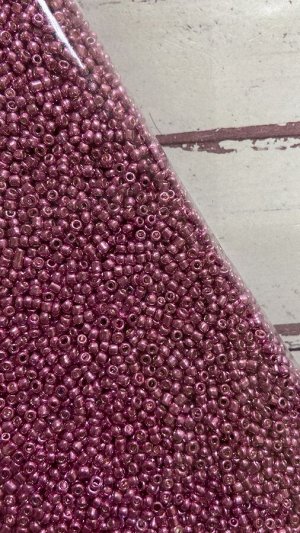 Бисер китайский 12/0 450 грамм розовый металлик
