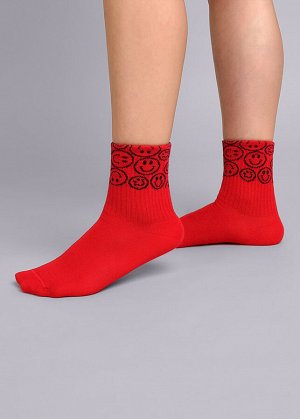 Носки. Цвет: красный