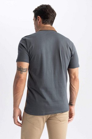 Лицензированная футболка Discovery с короткими рукавами и воротником поло стандартного кроя
