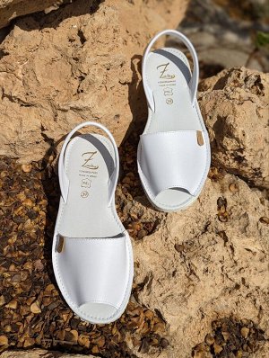 АБАРКАСЫ - ZAPATOS AB.ZAPATOS · 320-8 PC · total blanco