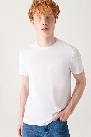 Белая базовая футболка с круглым вырезом из 100 % хлопка E001000
