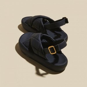 Женские сандалии "стеганные", цвет черный