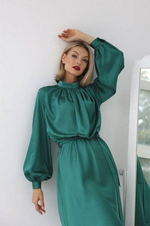 Шелковое платье миди с юбкой-трапеция, цвет зеленый