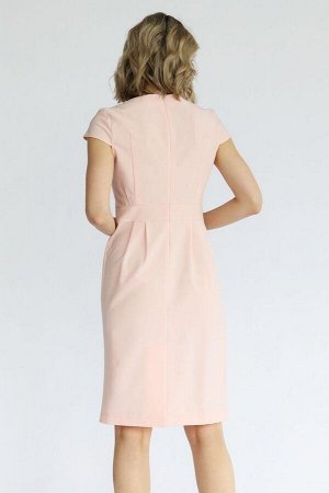 Платье-футляр со складками, цвет розовый