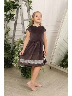 Велюровое платье с гипюром для девочки Цвет: серый