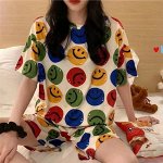 Костюм с шортами