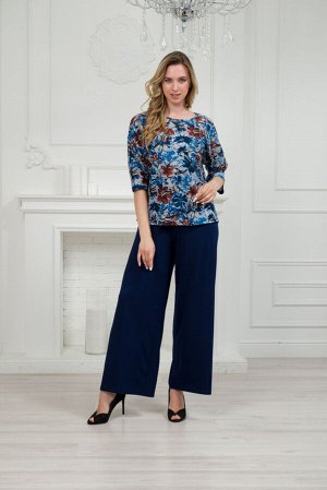 Костюм женский из кофты с рукавом 3/4 и брюк из вискозы Элеонора цветы на сером