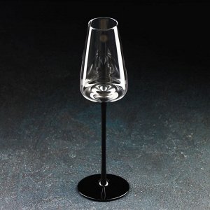 Бокал стеклянный для шампанского Magistro «Идеал», 240 мл, 7,2x26 см, цвет чёрный