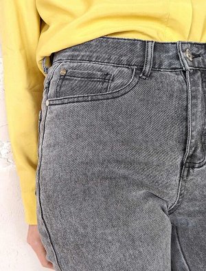 Удлиненные прямые джинсы с разрезами — супер классные