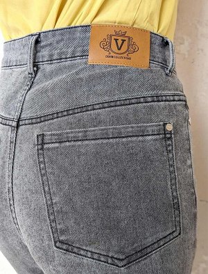 Удлиненные прямые джинсы с разрезами — супер классные