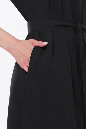 Платье прямое черное с поясом