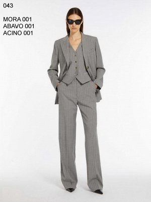 Продаю костюм-тройку Макс мара MaxMara 42-44 русс