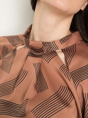 Новая блуза, бренд ЕМКА