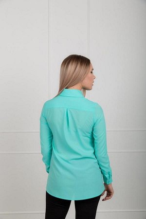 Блузка с длинными рукавами и накладными карманами