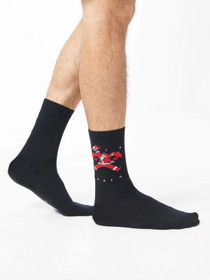 Высокие мужские носки черного цвета с новогодним рисунком (1 упаковка по 5 пар)